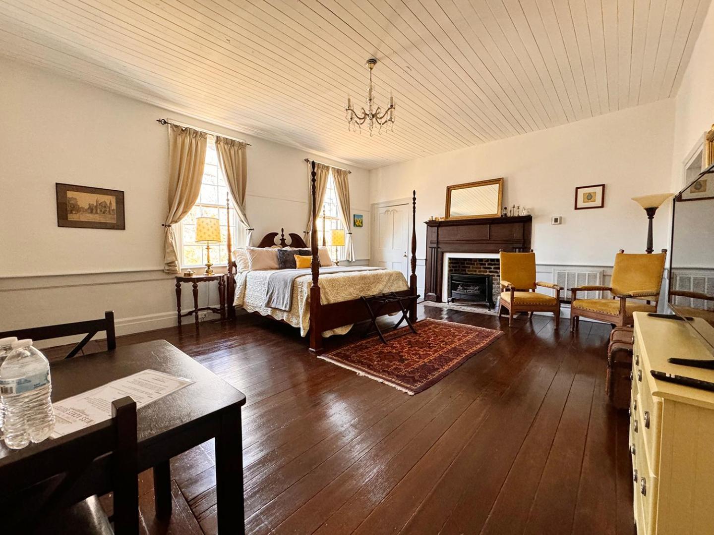 The Sunnyside Sisters Bed And Breakfast Clarksville ภายนอก รูปภาพ
